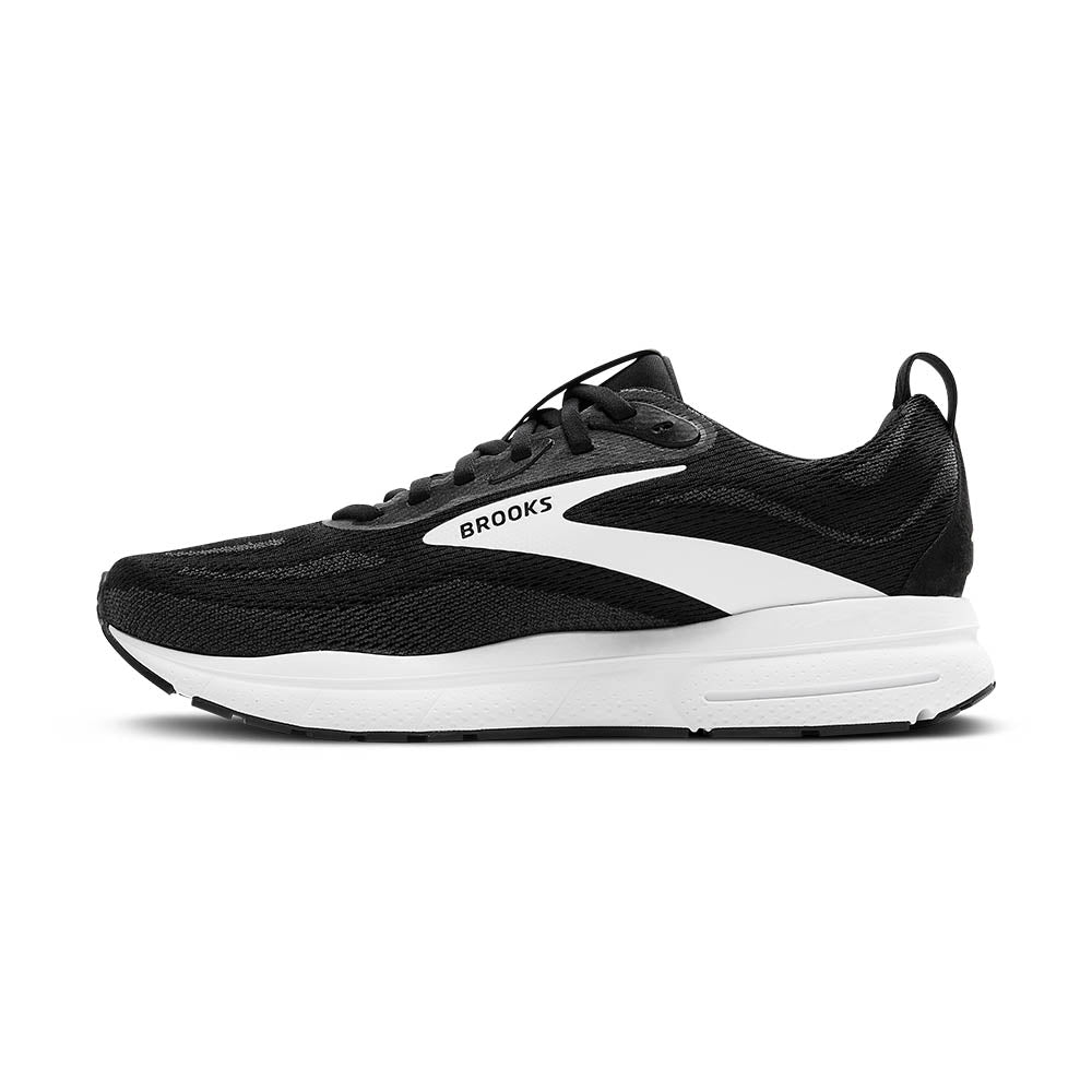 BROOKS トレース4　ブラック/ホワイト［WOMEN］
