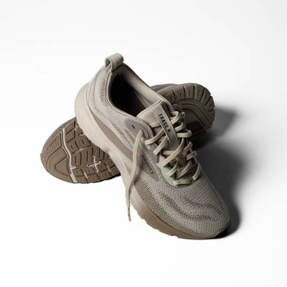 BROOKS トレース4　ベージュ［MEN］