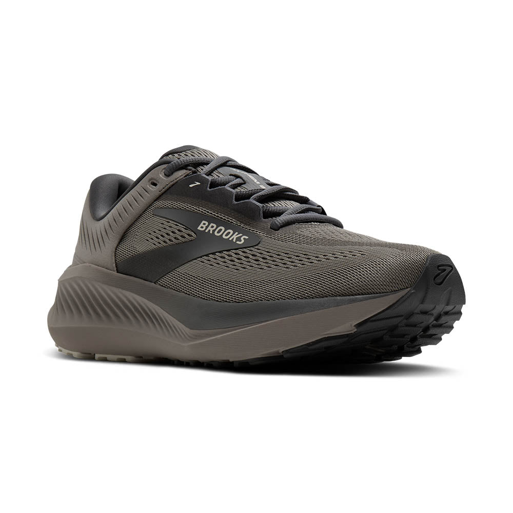 BROOKS アンセム8　ベージュ［MEN］