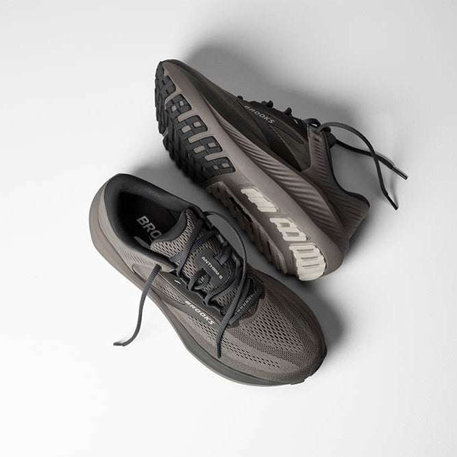 BROOKS アンセム8　ベージュ［MEN］