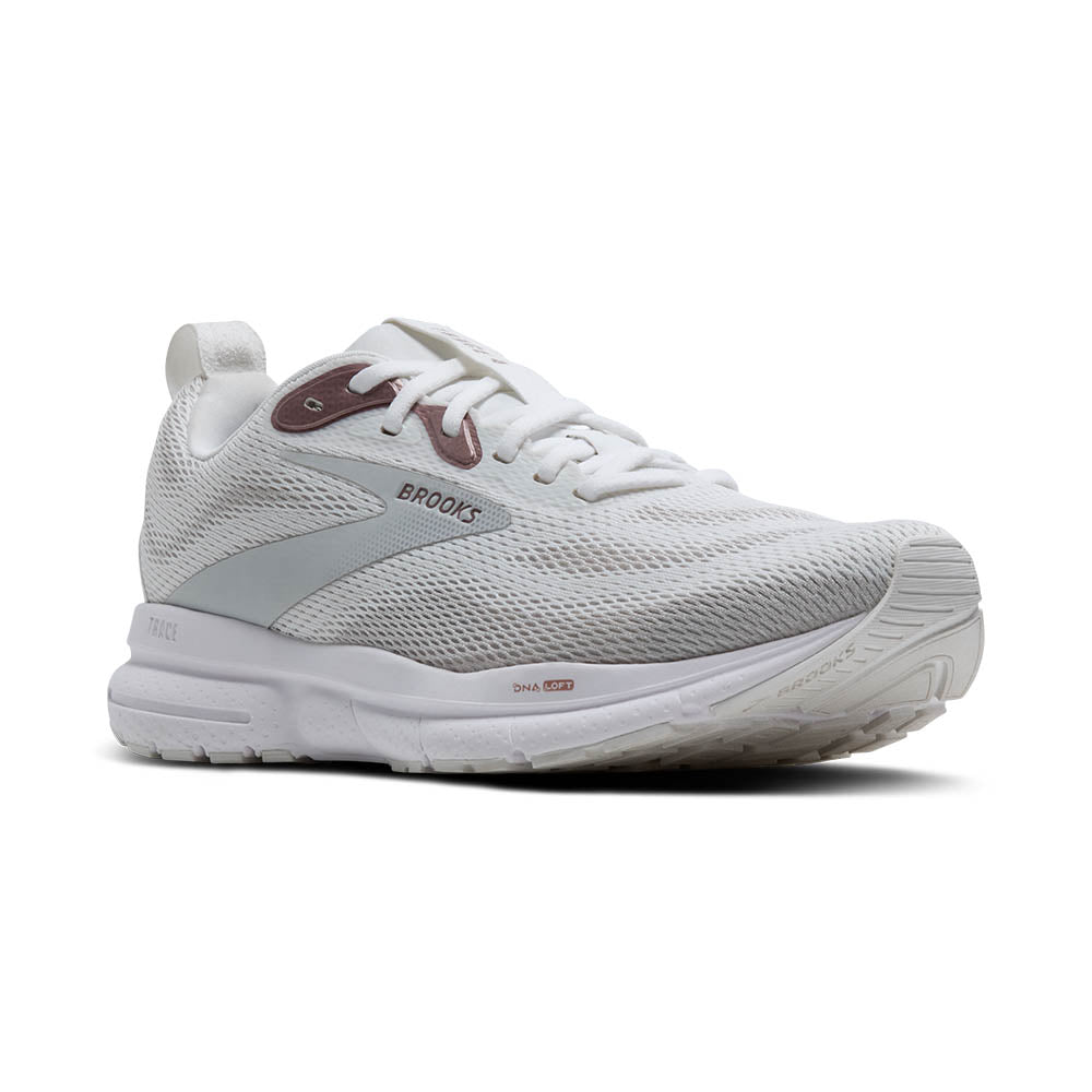 BROOKS トレース4　ホワイト/グレー［WOMEN］
