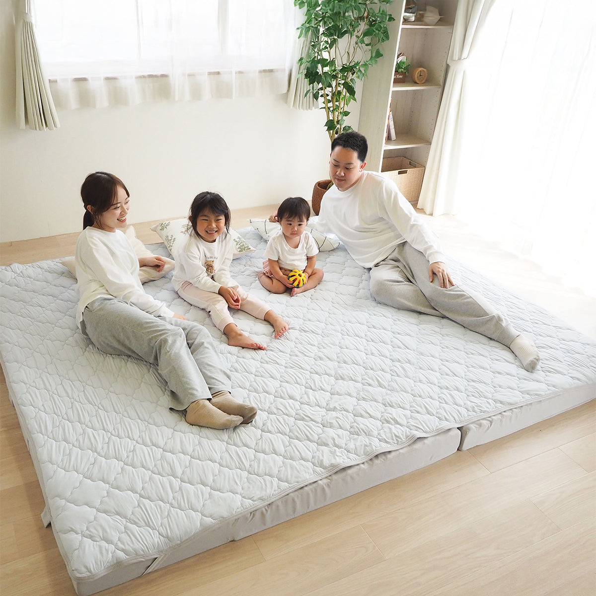 ＼ New! ／ [AK-T10-FML] 家族で眠れる つなげて使えるいっしょ寝マットレス